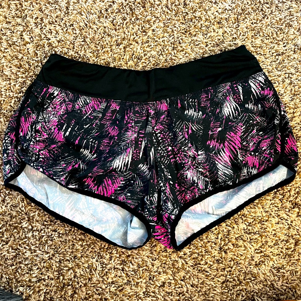 women’s running shorts